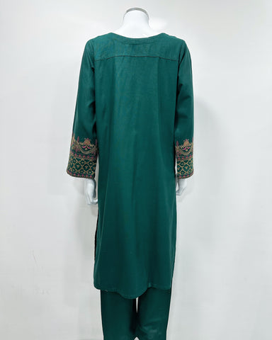 RAFIA Designer Green Contrast Khaddar Kameez Suit