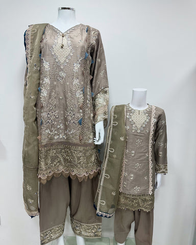 Simrans Ladies Ivana Lux Farshi Greige Viscose Embroidered Suit