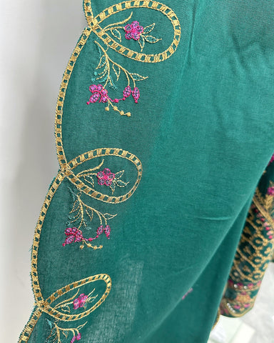 RAFIA Designer Green Contrast Khaddar Kameez Suit