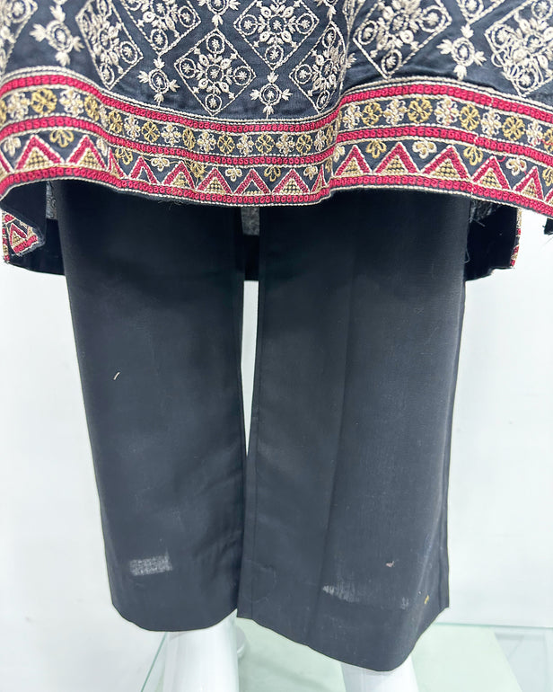 RAFIA Designer Black Khaddar Kameez Suit