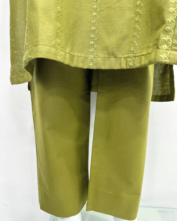 RAFIA Designer Green Khaddar Kameez Suit