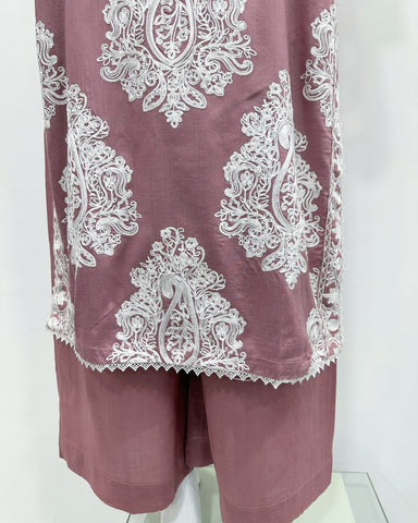 Simrans Jannat Pink Contrast White Embroidered Linen Shawl Suit