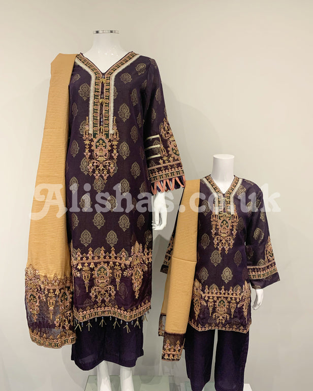 Aafreen Ladies Premium Plum Fancy Jacquard Kameez Suit