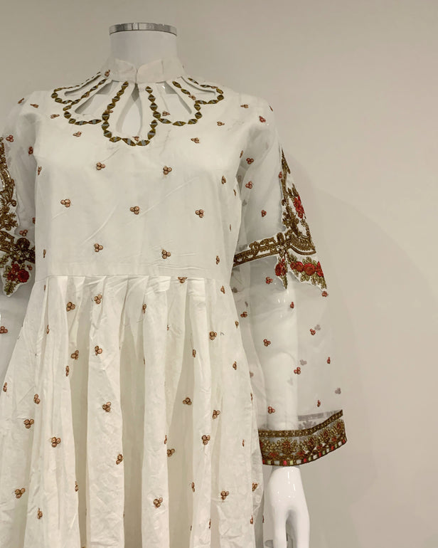 IVANA Designer Ladies White Embellished Dress Tail Suit