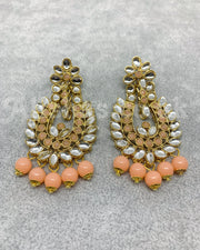 Pale Gold Base Kundan Style Beaded Necklace Set - Peach