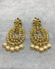Gold Base Kundan Style Beaded Necklace Set - Gold