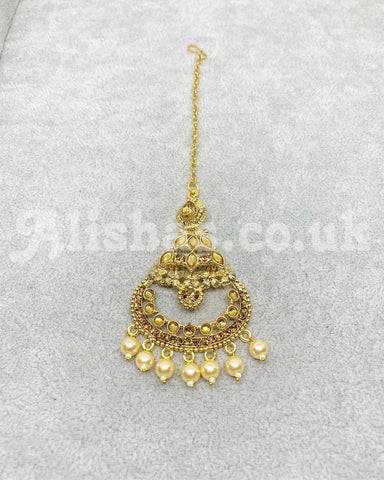 Gold Earring and Tikka Set