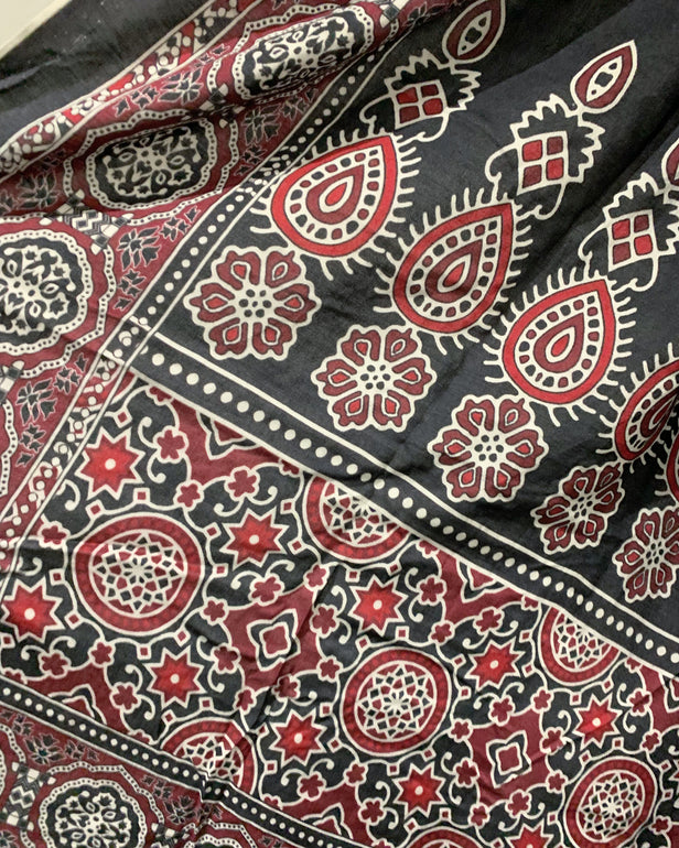 Simrans Black Embroidered Ajrak Linen Suit