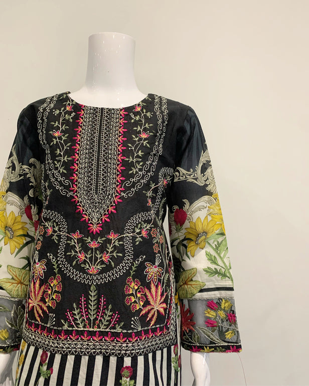 Festive Girls Lawn Kameez Fancy Embroidered Suit