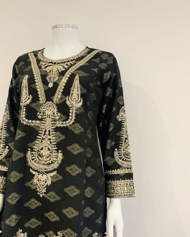 Black Ladies Designer Embroidered Cotton Printed Garara Suit
