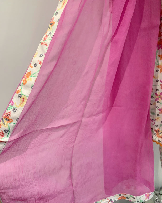 Simrans Multi Printed Linen Suit