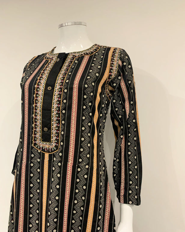 Simrans Black Contrast Block Print Long Print Kurta