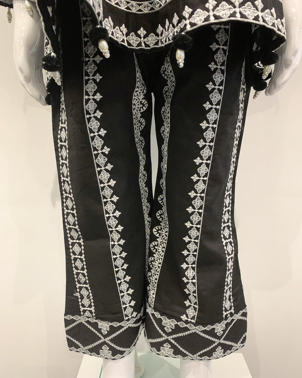 Simrans Black Girls Dress Embroidered Suit