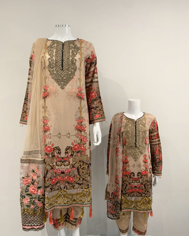 Girls Designer Lawn Kameez Suit