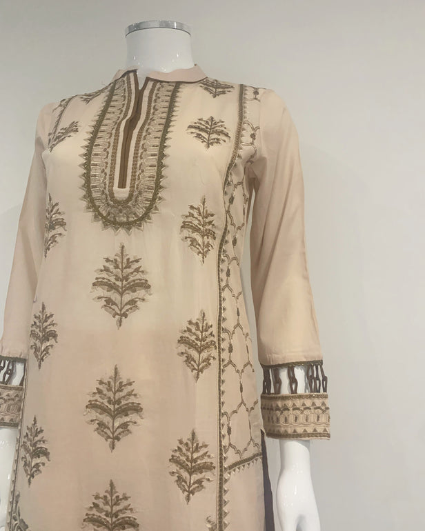 RAFIA Designer Beige Contrast Suit
