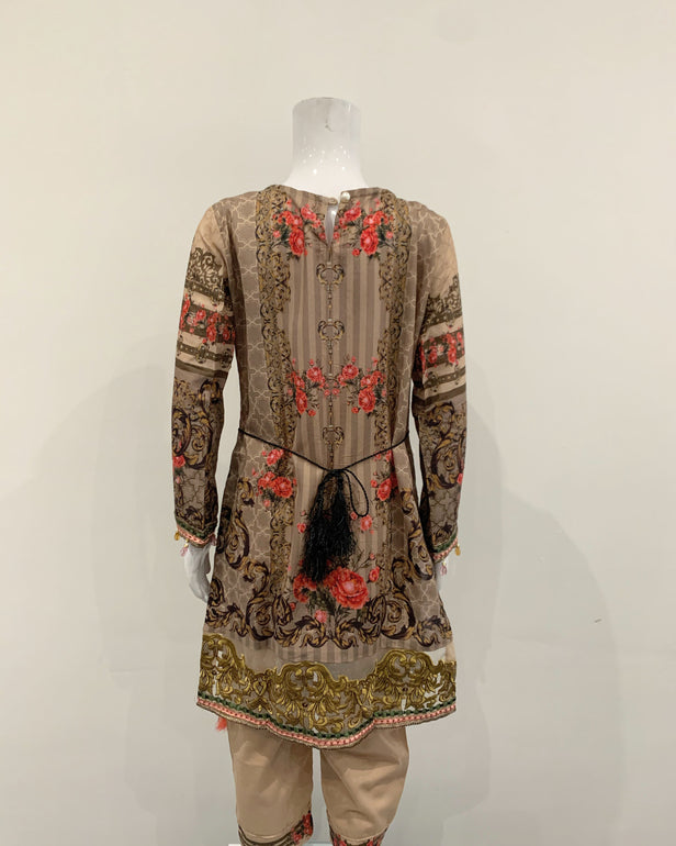 Girls Designer Lawn Kameez Suit